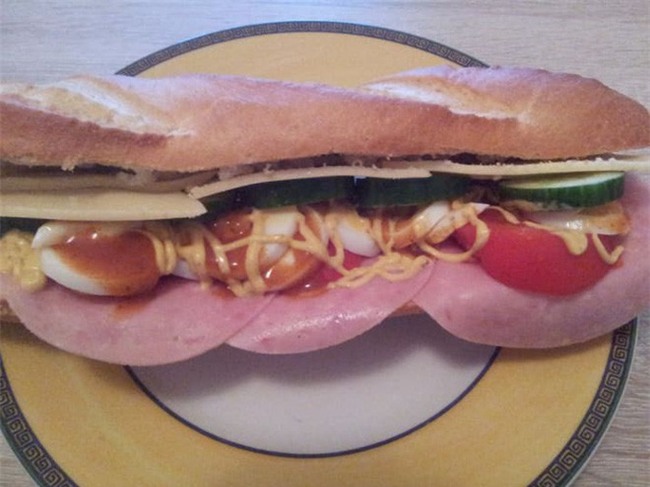 10 loại sandwich đơn giản nhưng ăn là nghiện trên thế giới - Ảnh 8.