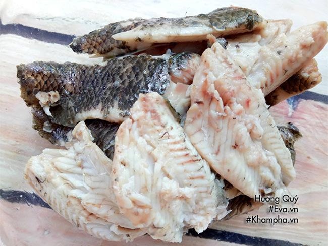 bua sang nong hoi voi banh da ca ro dong - 2