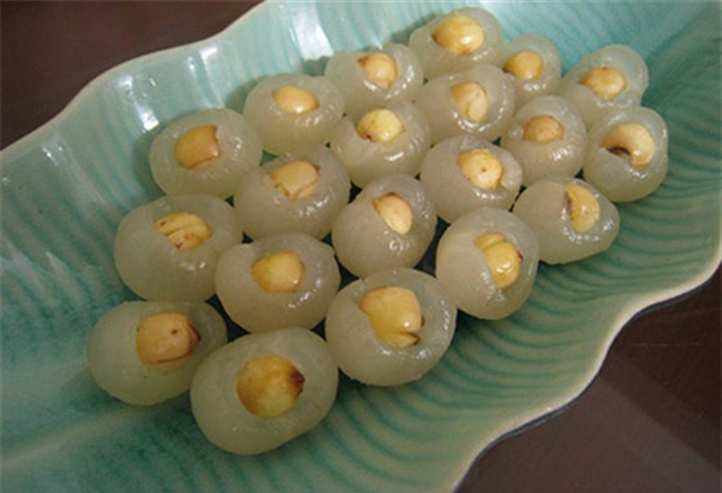 Nhiều người còn trẻ nhưng tóc đã bạc trắng, đây là 8 thủ phạm giấu mặt bạn cần loại bỏ - Ảnh 2.