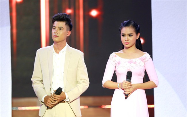 Phi Nhung che 'Thien than Bolero' Quynh Trang hat live chua tot hinh anh 1