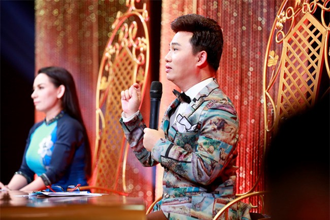 Phi Nhung che 'Thien than Bolero' Quynh Trang hat live chua tot hinh anh 3