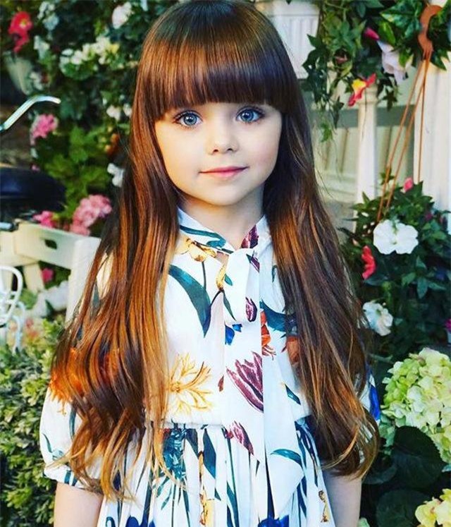 ve dep hut hon cua be gai giong het bup be, duoc ca ngoi "xinh dep nhat the gioi" - 11