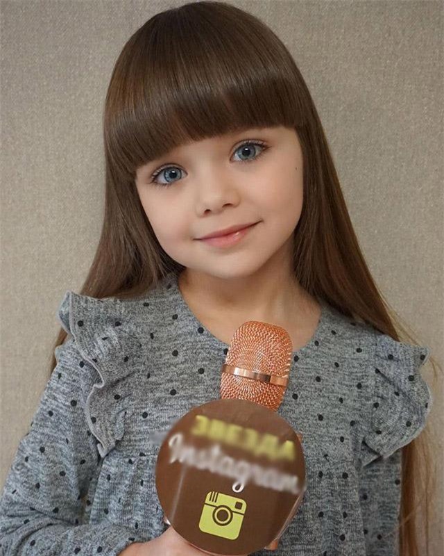 ve dep hut hon cua be gai giong het bup be, duoc ca ngoi "xinh dep nhat the gioi" - 12