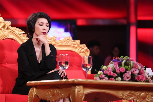 Sau anh hao quang: Khi nghe si di ban doi tu, noi xau nguoi cu hinh anh 3