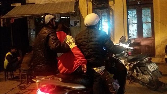 me be trai 10 tuoi bi bo va me ke bao hanh: “khi gap toi khong nhan ra con” - 4