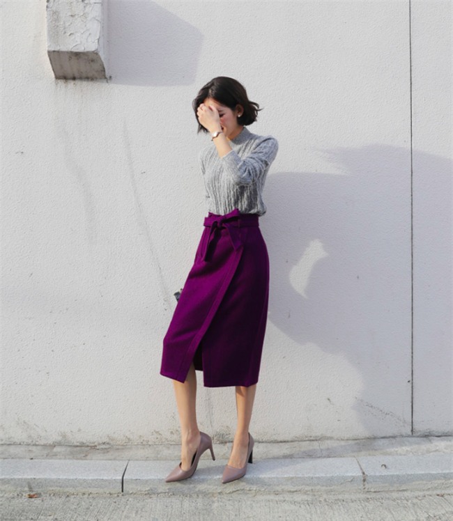 Áo len + chân váy: kết hợp thế nào để vừa ấm áp vừa gợi cảm, nữ tính trong đông này - Ảnh 15.