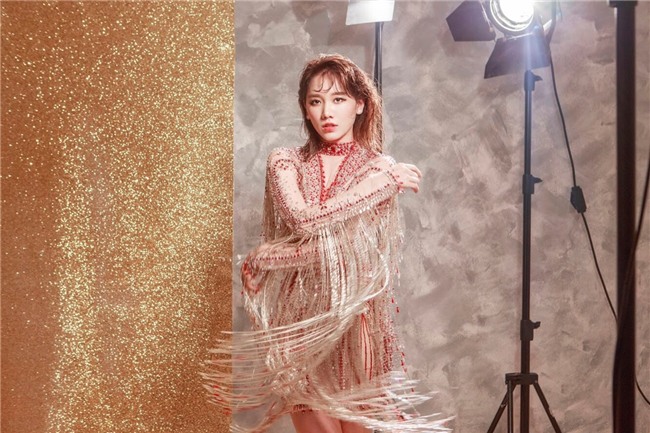 Liên tục mặc chung đồ, Hari Won vẫn đẹp bất chấp không có đối thủ-2