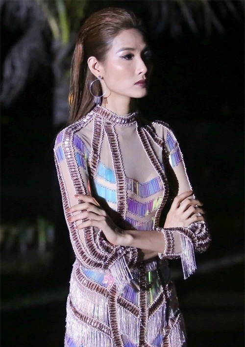 Liên tục mặc chung đồ, Hari Won vẫn đẹp bất chấp không có đối thủ-7