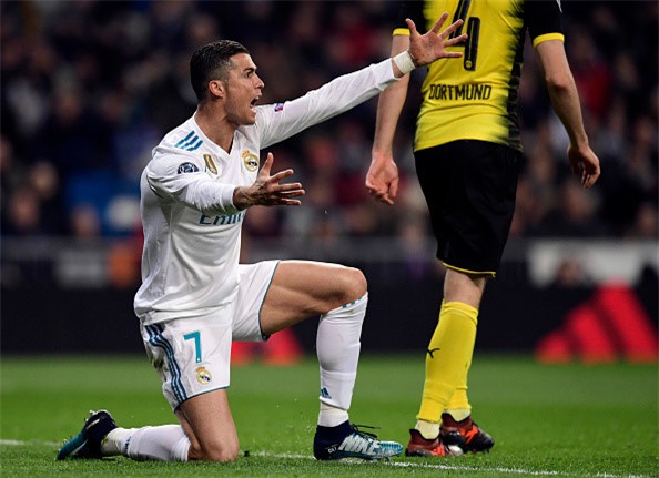 Lap sieu pham ha Dortmund, Ronaldo di vao lich su cup chau Au hinh anh 10