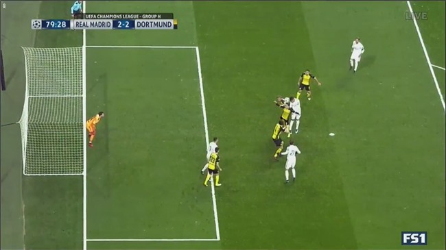 Lap sieu pham ha Dortmund, Ronaldo di vao lich su cup chau Au hinh anh 11