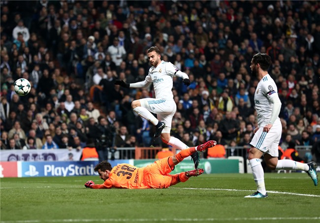 Lap sieu pham ha Dortmund, Ronaldo di vao lich su cup chau Au hinh anh 3