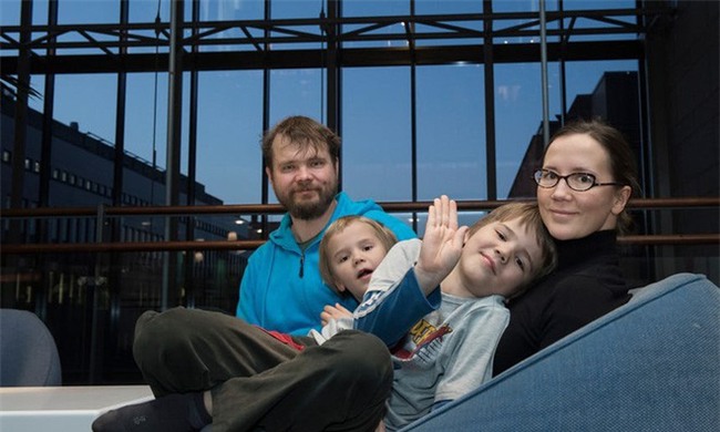 Đây là quốc gia duy nhất trên thế giới các ông bố ở bên con nhiều hơn các bà mẹ - Ảnh 3.