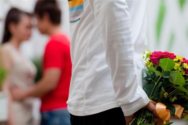 kheo leo thoat khoi chieu "tha thinh" cua ban than nguoi yeu - 1