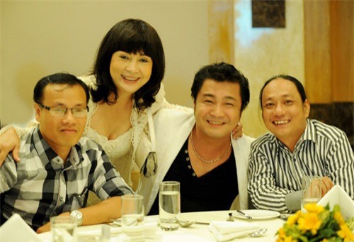 Chân dung bà vợ cả của Duy Phương: Ngậm ngùi chấp nhận kiếp chồng chung với Lê Giang vì không sinh được con - Ảnh 7.