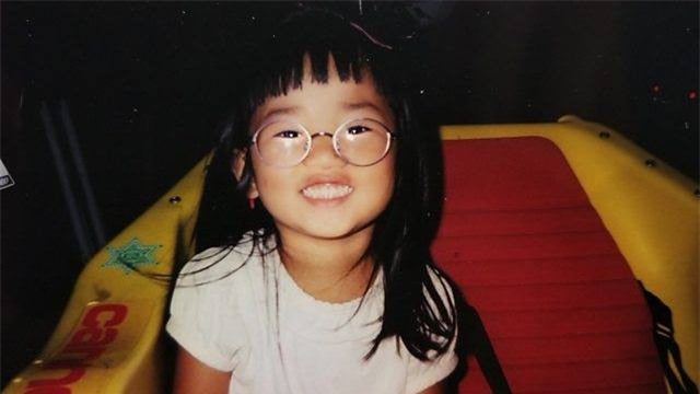Lớn lên cùng một quá khứ bí ẩn, cho đến ngày bố mẹ nuôi đưa cô một bức thư viết tay - Ảnh 1.
