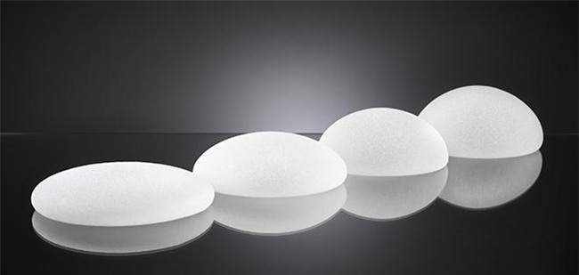 quyet dinh nang nguc bang phuong phap noi soi dat tui nguc, can luu y nhung dieu gi? - 10