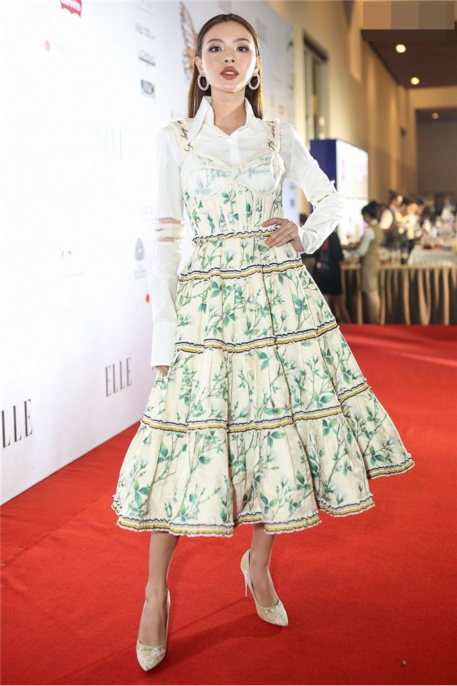 Bất chấp Phạm Hương cá tính nổi bật, Angela Phương Trinh vẫn chiếm spotlight thảm đỏ tuần này-7