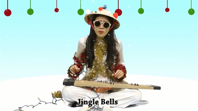 Quên luôn bản gốc với liên khúc nhạc Giáng sinh phiên bản cải lương của Như Kayla - Ảnh 2.