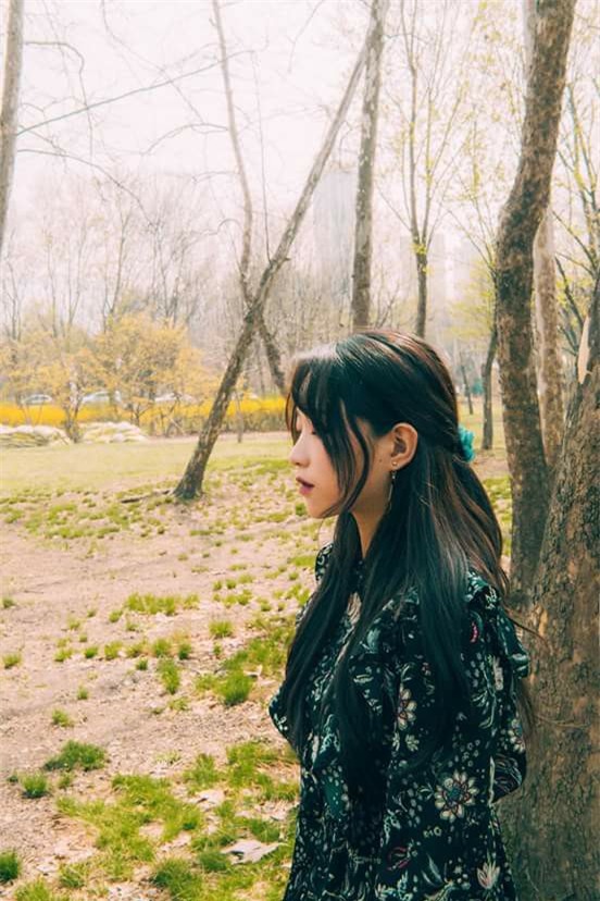 Cô gái bị chê là khỉ đột rừng Amazon, 21 năm sống trong đau khổ và sự lột xác ngoạn mục - Ảnh 3.