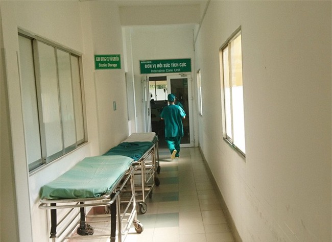 Vợ thắt cổ tự tử sau khi nộp đơn ly hôn ở Sài Gòn: Nạn nhân để lại thư “tuyệt mệnh” cho chồng? - Ảnh 6.