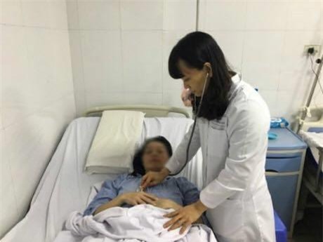 ha noi: ky la nguoi phu nu mang thai 7 tuan trong la lach - 1