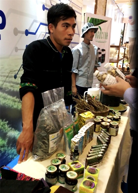 dược liệu,nông dân làm giàu,khởi nghiệp,tỷ phú nông dân