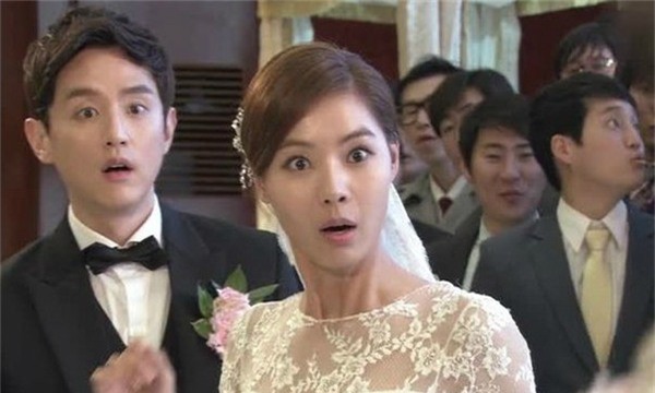 Chú rể chung thủy nhất 2017 đây rồi, mời người cũ đi đám cưới còn tranh thủ thả thính: Em là hạnh phúc của anh - Ảnh 4.