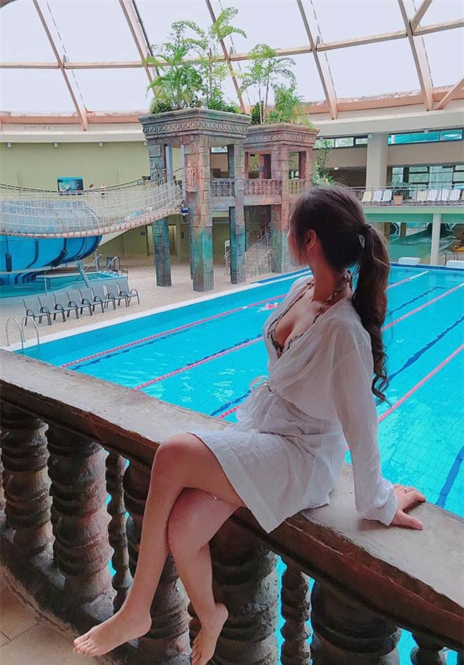 lay chong tay, “hot girl dat nhan” song sung suong chang kem con nha giau - 4