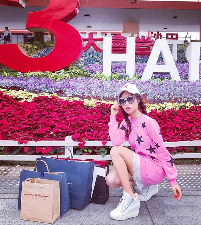 lay chong tay, “hot girl dat nhan” song sung suong chang kem con nha giau - 7