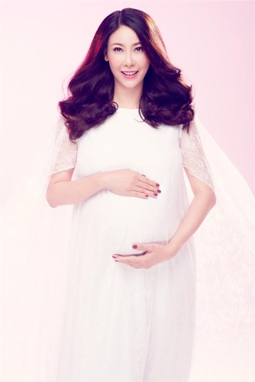 an kieng giu dang xua roi, "hoa hau 3 con" ha kieu anh mach nuoc la phai gen bung co! - 5