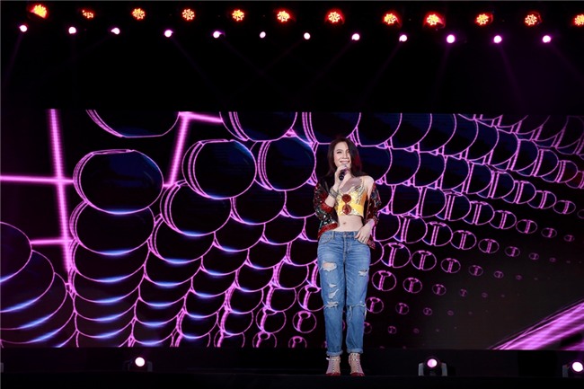 Mỹ Tâm khiến hàng ngàn fan phát cuồng khi thể hiện điệu nhảy say rượu trứ danh-9