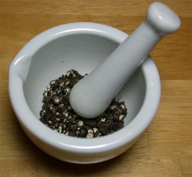 Nếu chưa bao giờ rang tiêu, hãy làm ngay hôm nay để thấy món ăn thơm ngon lạ kì - Ảnh 3.