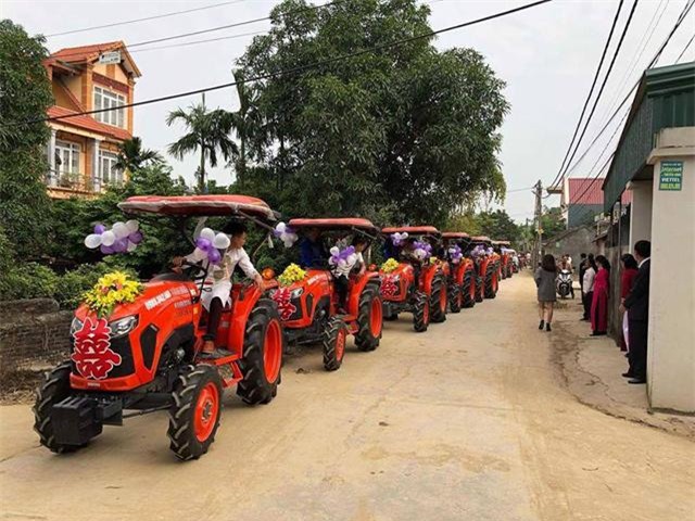 tam su cua co dau, chu re trong man an hoi bang may cay doc dao o hai duong - 3