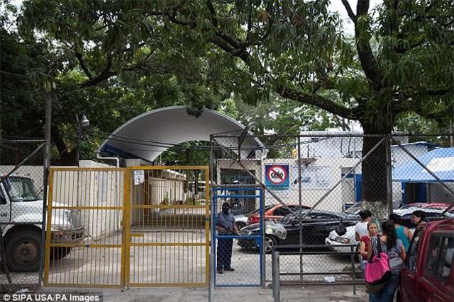 san phu ngat xiu trong nha tam, tinh day con chet luu va nhan ngay ban an 30 nam tu - 3