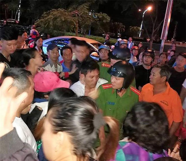 vu bat coc tre em tai nha trang: nghi pham khai gi? - 1