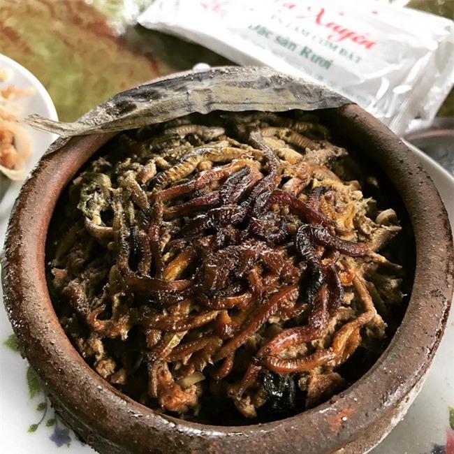 Rươi - món đặc sản nhìn thì sợ, nếm thử thì mê riêng có của miền Bắc - Ảnh 12.