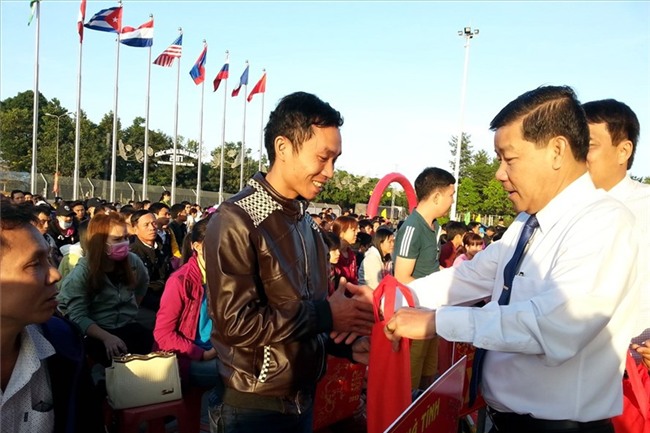 Thưởng Tết,tăng lương,lương thưởng,nghỉ Tết