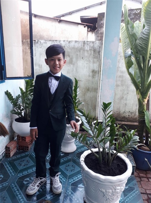 Cậu bé lắc trống tay cực đỉnh chứng minh câu nói tài không đợi tuổi’-5