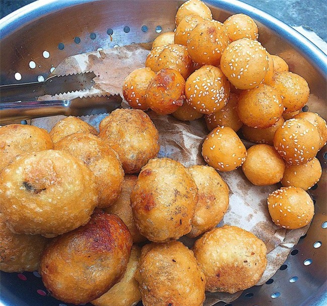 Mách bạn 4 hàng bánh rán chỉ từ 1k mà chủ hàng lúc nào cũng niềm nở, thân thiện ở Hà Nội - Ảnh 10.