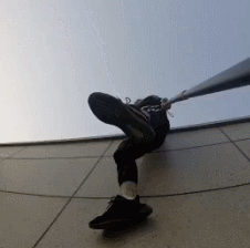 Trước khi chết, diễn viên Trung Quốc từng thách thức độ cao 1.000 m-3