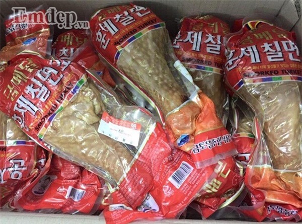 Chị em kiếm tiền triệu nhờ buôn bán gà tây nhập khẩu nguyên con mùa Noel