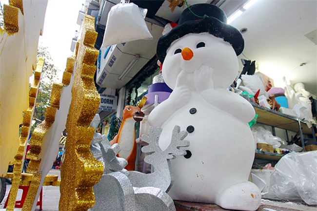 “nan” nguoi tuyet, nghe doc la o thu do mua noel hinh anh 6