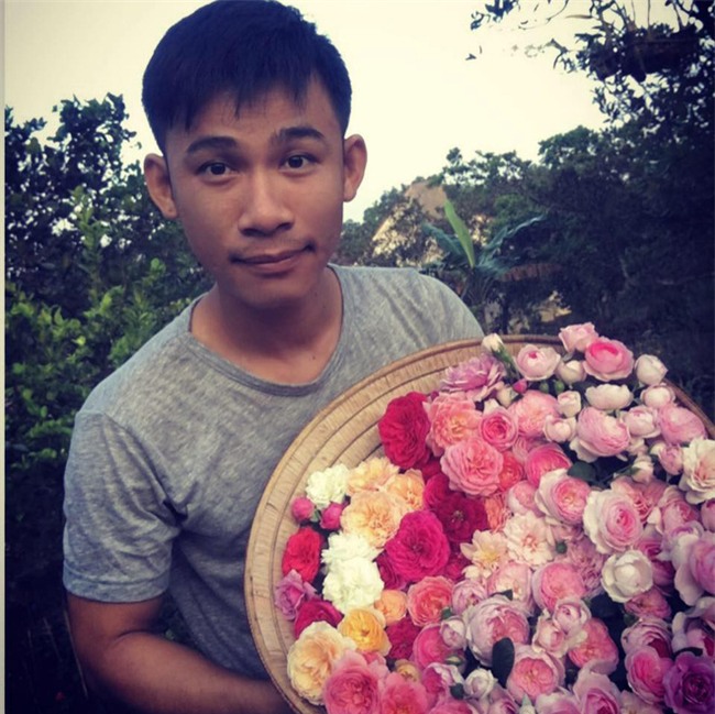 Khu vườn hoa hồng 2000 gốc gây thương nhớ cho bất cứ ai của chàng trai 9x ở Đồng Nai - Ảnh 1.