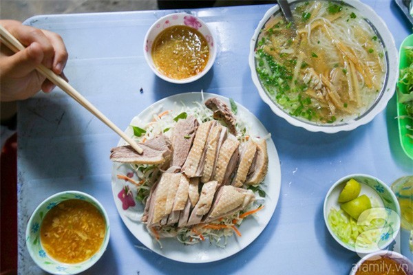 3 quán ăn Sài Gòn có tốc độ bán hàng nhanh như điện xẹt, nếu không canh giờ là hẹn quay lại lần sau - Ảnh 4.