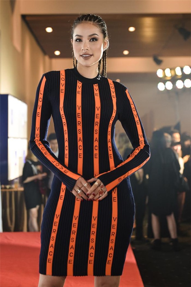 khong chi dien lai do cua angela phuong trinh, pham huong con dung hang giay cua ho ngoc ha - 1