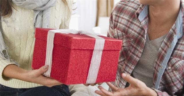 ra mat gia dinh nguoi yeu dip cuoi nam, lam sao de duoc bo me chang yeu quy? - 1