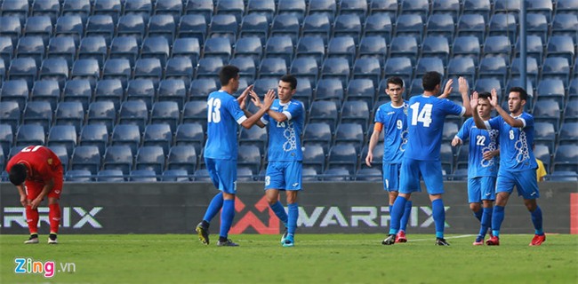 U23 Viet Nam 1-2 U23 Uzbekistan: Vuot ve vao chung ket hinh anh 1