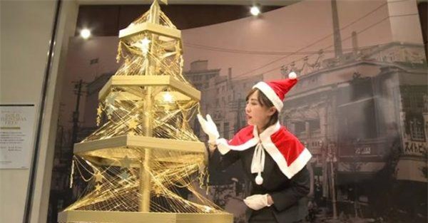 loa mat voi loat cay thong bang vang rong "sang chanh", dat gia nhat the gioi - 8