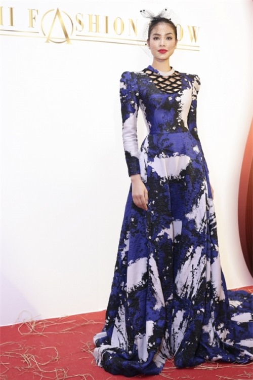 10 khoảnh khắc thảm đỏ đẹp nhất năm 2017 của dàn mỹ nhân Việt-5