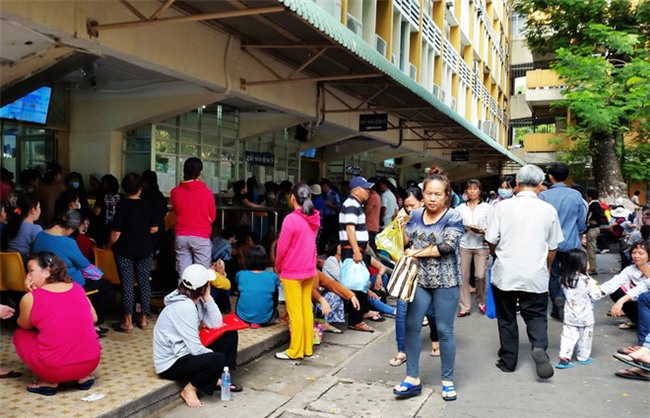 Mẹ bỏ rơi khi mới 10 ngày tuổi, bé trai bệnh ung thư máu được “người dưng” cưu mang suốt 2 năm trời - Ảnh 7.